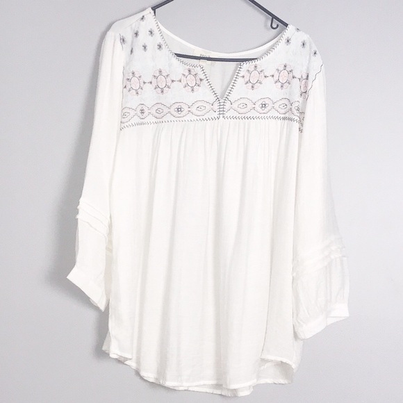Blu Pepper Tops - 3/$50 PERCH BY BLU PEPPER FLORAL EMBROIDER BLOUSE